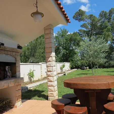 Apartment Apartments Villa Andreja *