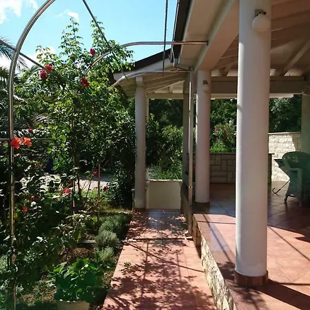 Andreja Apartament Starigrad Paklenica