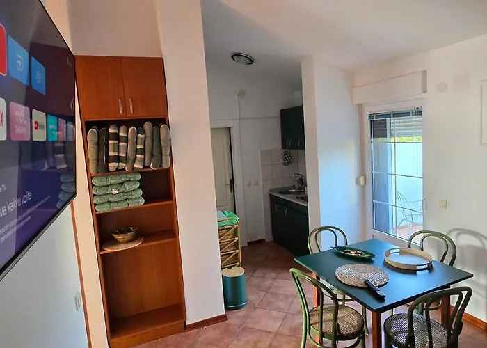 Apartments Villa Andreja * Starigrad Paklenica