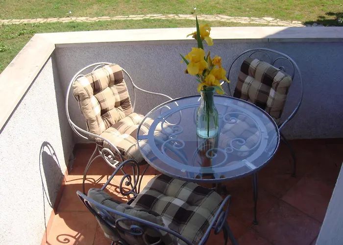Apartment Apartments Villa Andreja Starigrad Paklenica