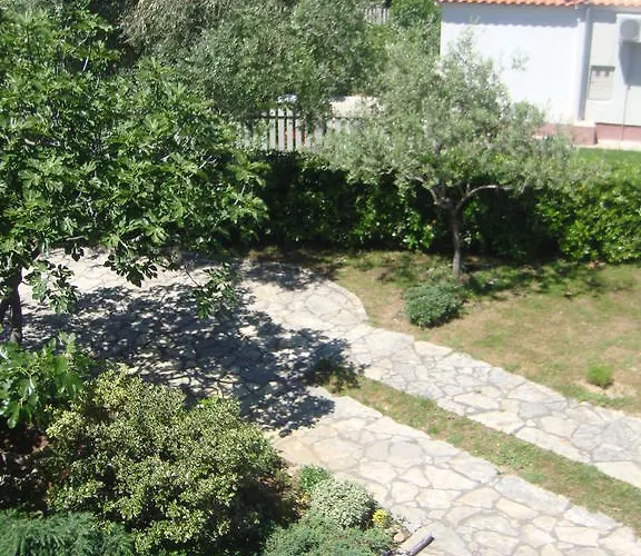 Apartments Villa Andreja Starigrad Paklenica