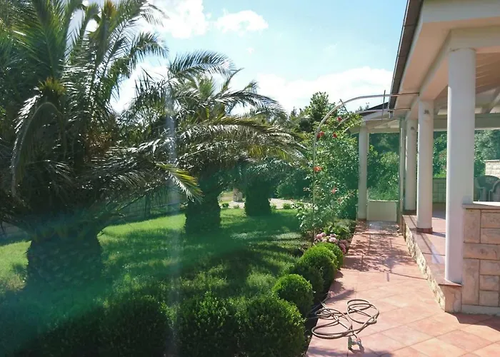 Apartments Villa Andreja * Starigrad Paklenica