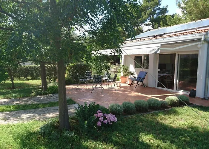 Apartments Villa Andreja Starigrad Paklenica
